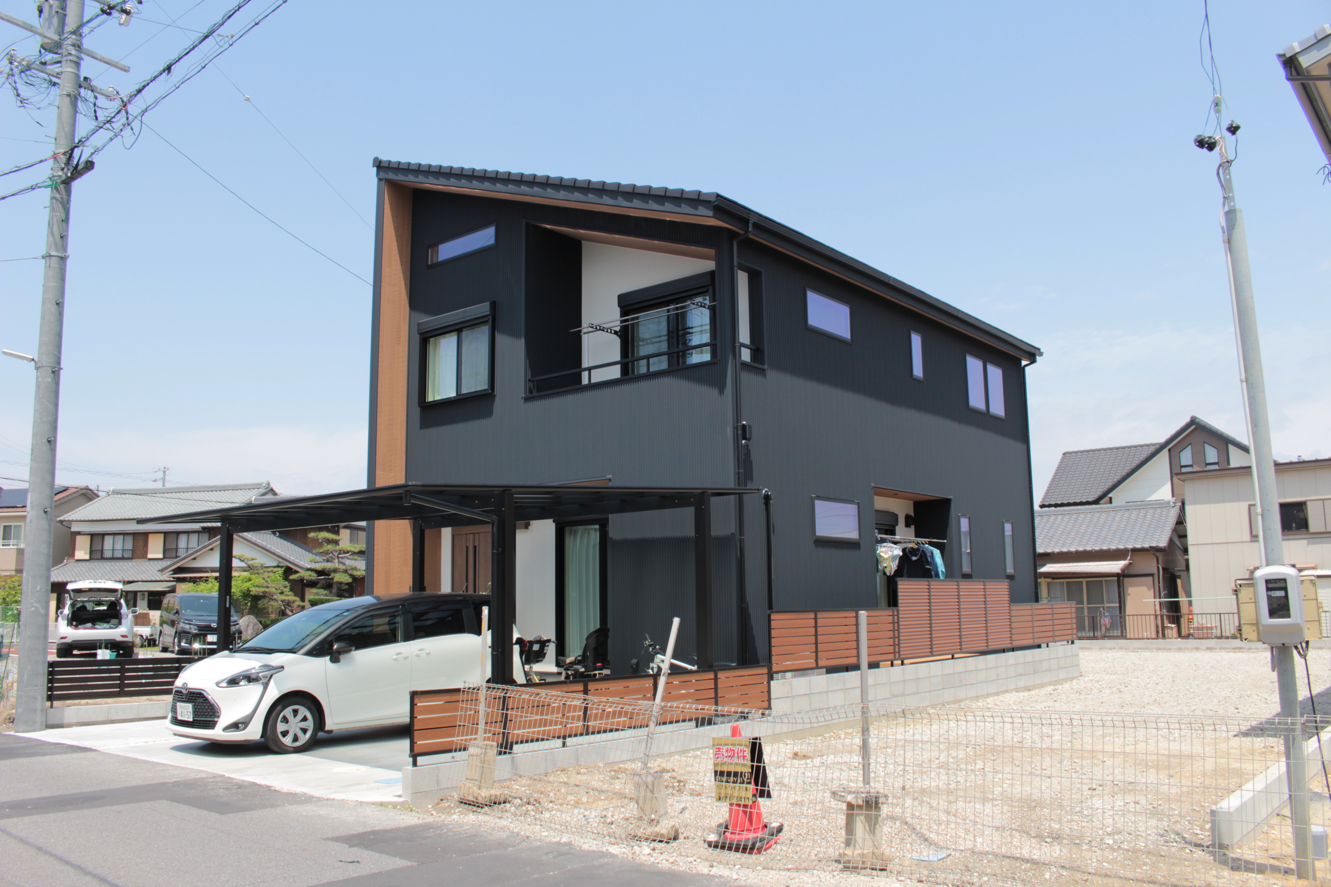 ���Ⴈ�Z���H����